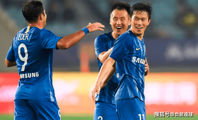 开云体育入口-北京首钢训练开放日，窗口期完成体检引欢呼，中超在即，轮换策略成焦点的简单介绍