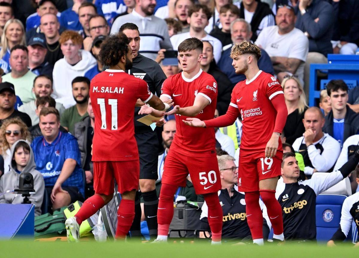 kaiyun-关于重磅！Doinb在切尔西比赛中刷新纪录萨拉赫在中国队比赛中问鼎冠军，法兰克福围绕NBA常规赛伤情更新的信息